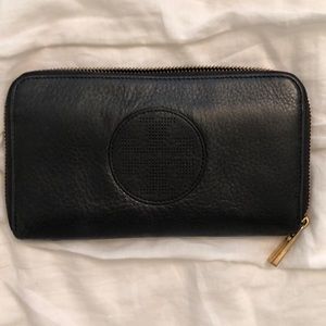 Tory Burch Leather Wallet